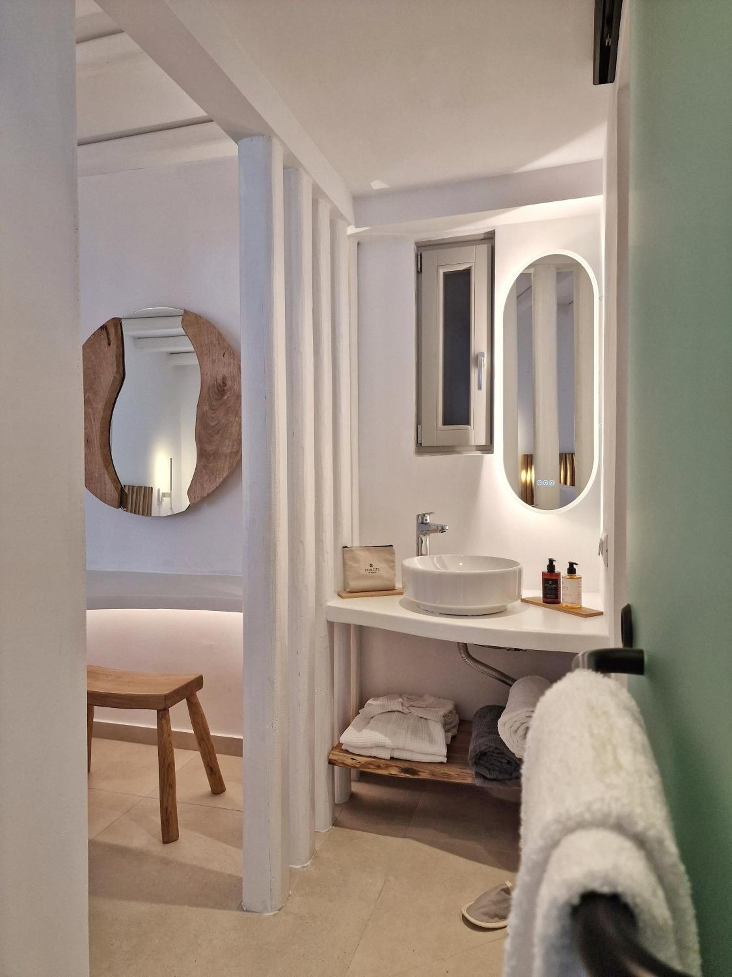Áno Meriá Agada Folegandros Suites & Villas المظهر الخارجي الصورة